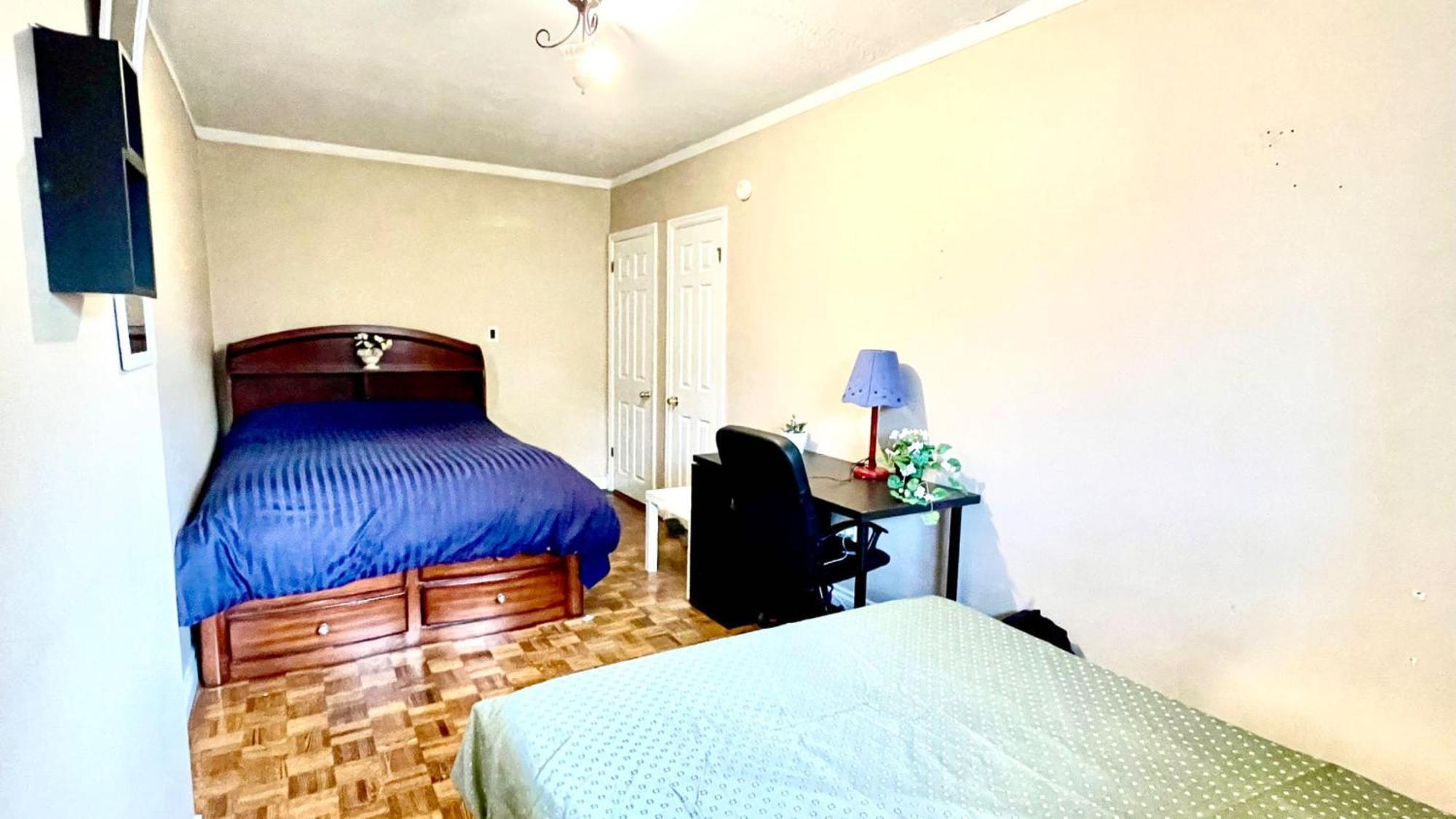 Glengrove Cozy Home โตรอนโต ภายนอก รูปภาพ